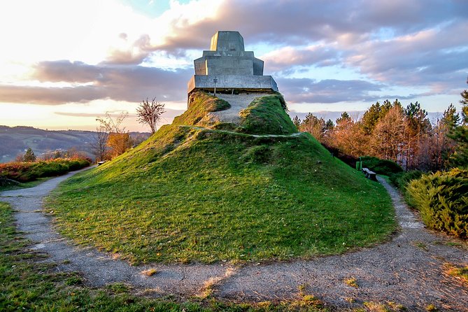 Banja Luka City Tour & A magical journey on Dayak boat - Booking, weather, and practical planning