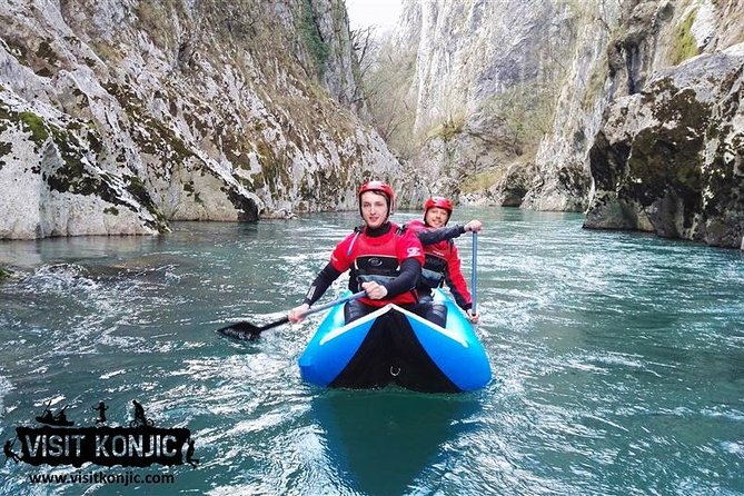Canoeing Neretva river - Returning to the base for showers and changing