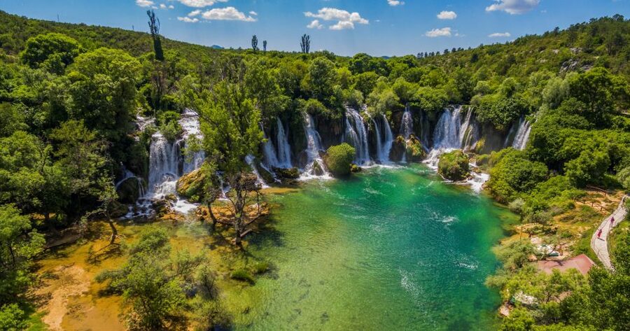 Dubrovnik: Kravica Waterfalls, Mostar and Pocitelj Day Trip - Guides, drivers, and the feel of the ride