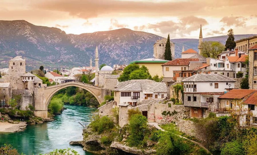 Dubrovnik: Mostar & Kravica Waterfalls Day Trip - Two hours for food, markets, and wandering