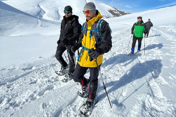 Experience Snowshoeing in Olympic Mountain Bjelašnica - The edge of Bjelašnica and the Rakitnica view