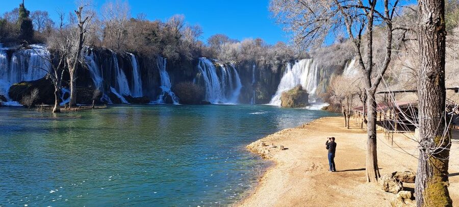 From Dubrovnik: Day Trip to Mostar and Kravica Waterfall - From Dubrovnik to the Bosnia and Herzegovina border