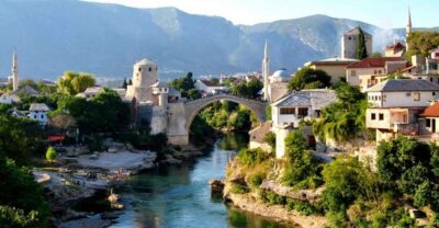 From Dubrovnik: Day Trip to Mostar and Kravice Falls