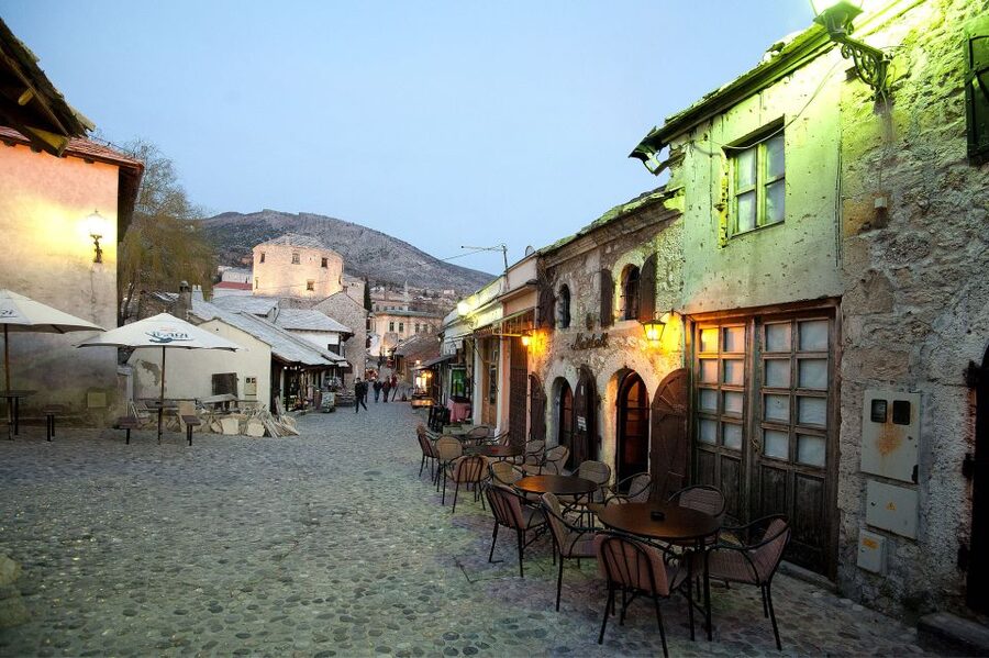 From Dubrovnik to Mostar and Kravice waterfalls - Three hours to see Mostar