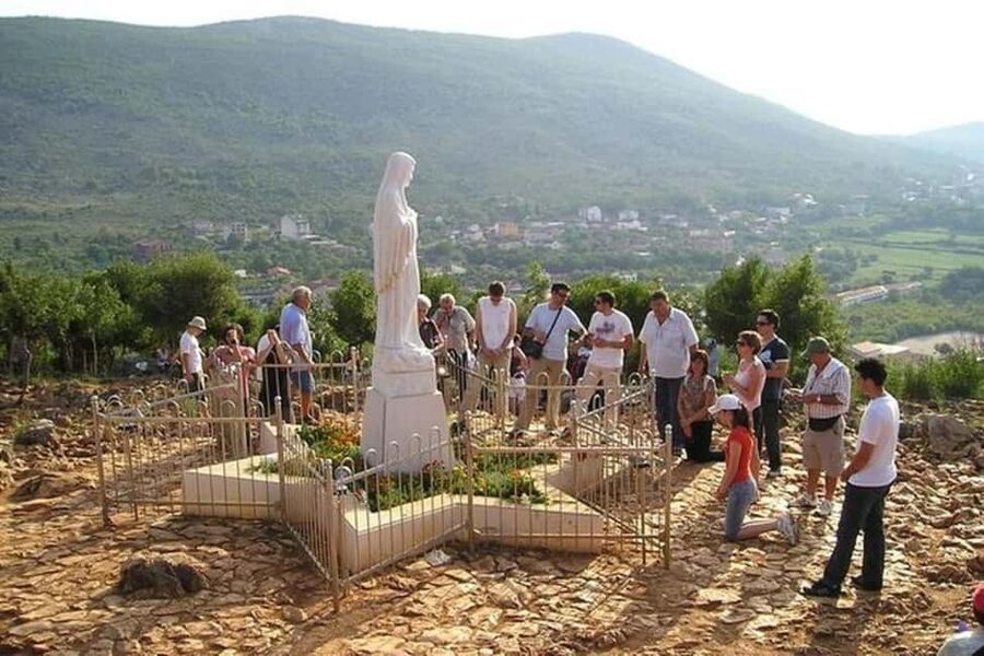 From Makarska: Medugorje Day Trip - Leaving Makarska for the Herzegovina karst