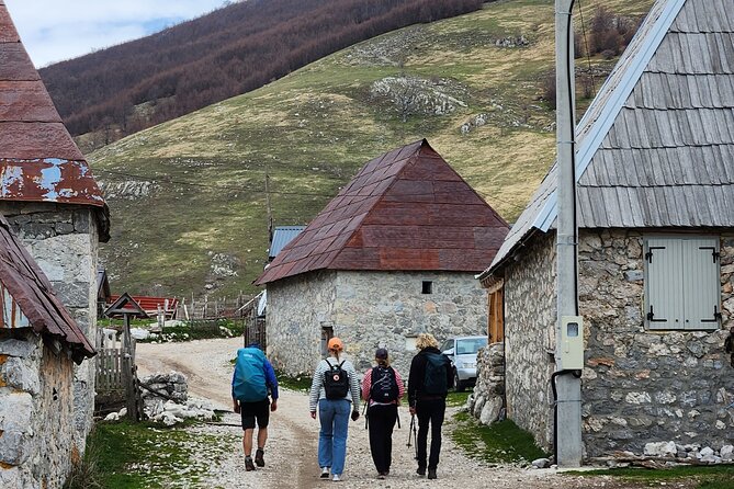 From Sarajevo: Full-Day Hike to Lukomir Village - The early start and the road into the mountains