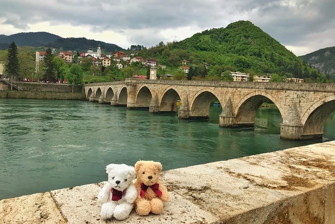 From Sarajevo: Višegrad, Andrićgrad, Drvengrad & Šargan tour - Crossing into Serbia and entering Mokra Gora