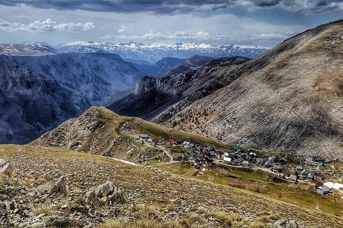 Lukomir Nomad Village Hiking from Sarajevo - Local Lunch Included - Why this Bjelašnica day trip feels different