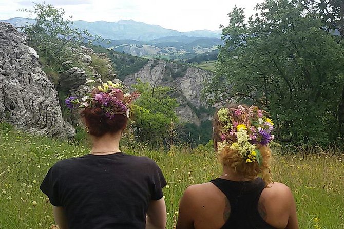 Lukomir Nomad Village Hiking Tour - Private Trip - The climb to Obalj and the reward at the top