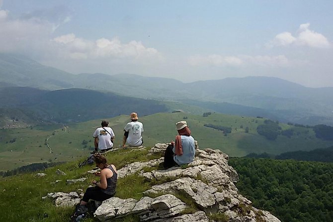 Lukomir Nomad Village Hiking Tour - Private Trip - Who should book this Lukomir experience?