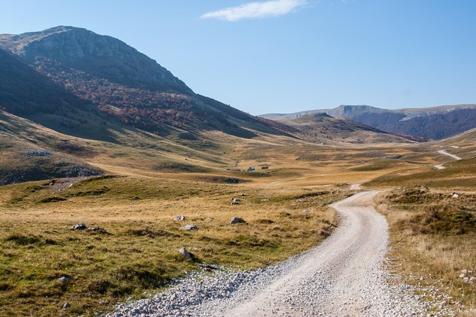 Lukomir Village Tour - From Sarajevo - Walking toward Lukomir and the Rakitnica canyon