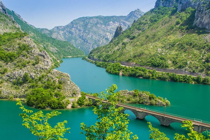 Mostar,Kravica Waterfall,Blagaj,Počitelj - Day Tour from Sarajevo - Crooked Bridge, mosque views, and bazaar time