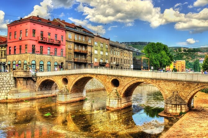 Private Walking Tour, Food Tasting and Bosnian Coffee in Sarajevo - Starting around Sebilj and Baščaršija