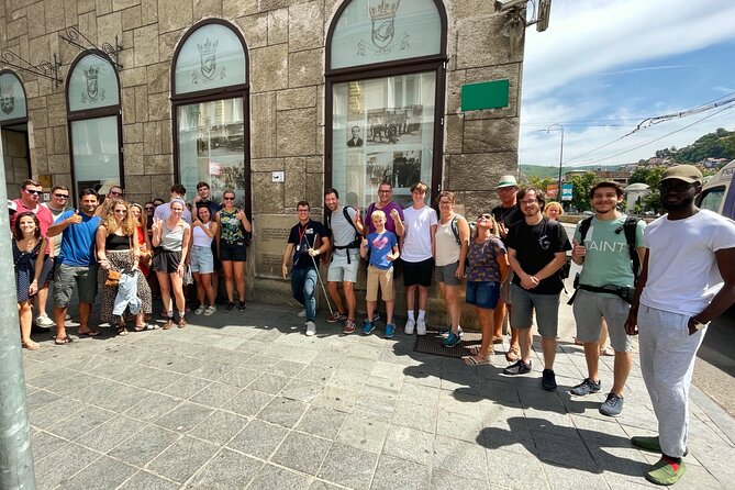 Sarajevo: 2 Hours Old Town Walking Tour With Local Guide - Gazi Husrev-beg Mosque and the unusual clock
