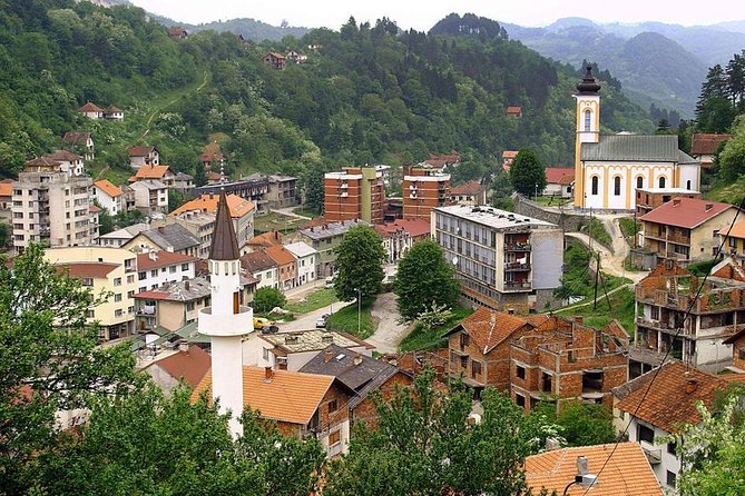 Sarajevo: Srebrenica - A Journey of Remembrance - The drive toward the former protected enclave