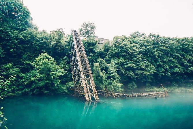 Sarajevo to/from Dubrovnik Two-day Transfer Tour via Mostar - Kravice Falls and a summer swim