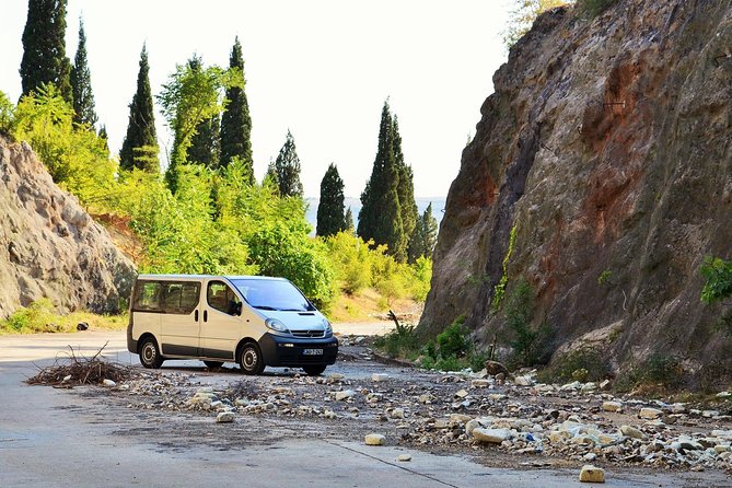 The Death of Yugoslavia Tour in Mostar - Chapter three at Španski trg: how the country came apart