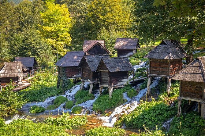 Travnik, Jajce & Pliva Lakes Day Tour From Sarajevo (fees Incl.) - Catacombs under Jajce’s walls
