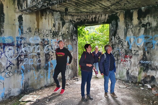 Tunnel Museum: Bosnian & Yugoslav Wars Tour with War Veteran - The Sarajevo War Tunnel and its one-hour presentation
