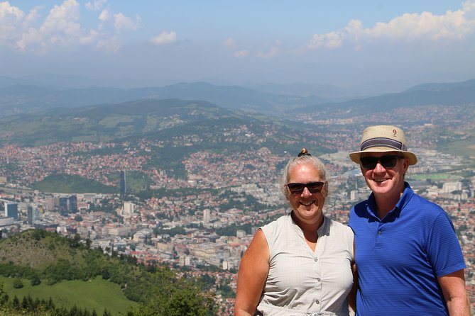 Tunnel Museum: Bosnian & Yugoslav Wars Tour with War Veteran - The Jewish Cemetery and visible traces of war