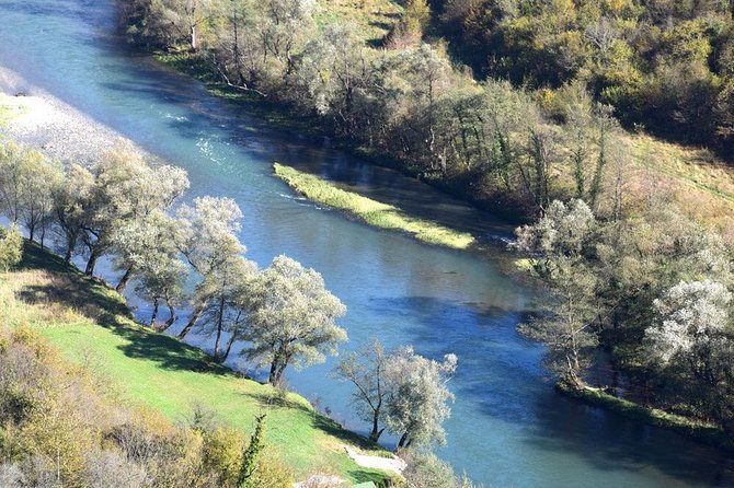 Vrbas River Rafting Adventure with Breakfast - Getting ready with equipment and breakfast